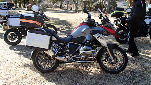 Ｒ１２００ＧＳ
